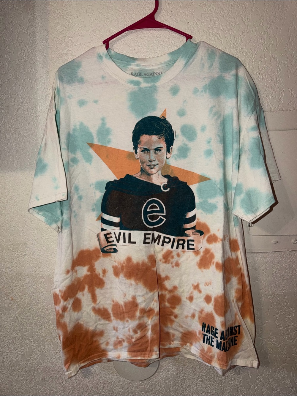 'Evil Empire' Tie-Dye Graphic Tee - White/Teal/Orange
